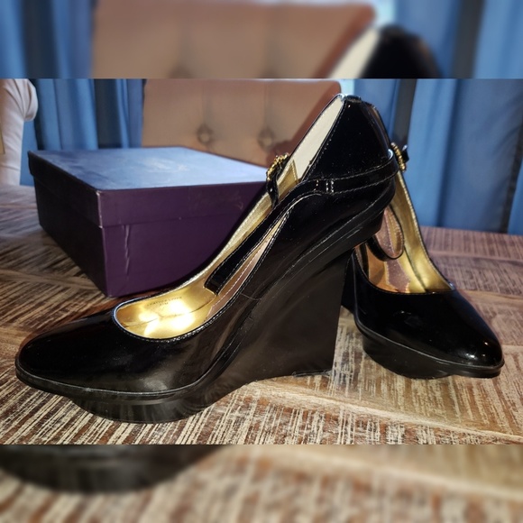 Hale Bob patent leather platform heels - Picture 4 of 7